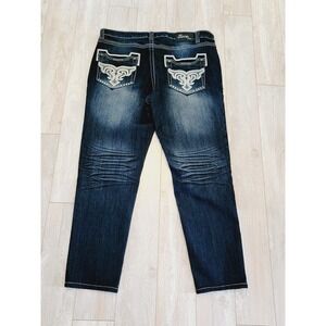 Sizzle‎ Jeans Women's 16 Dark Wash Blue Fade Out Stretch Denim Pants Embroidered